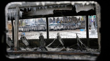 Freezing-buses-in-Kiev